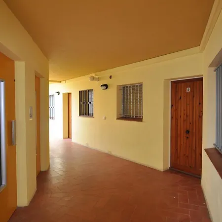 Apartment Rnet - 2-1-6 *